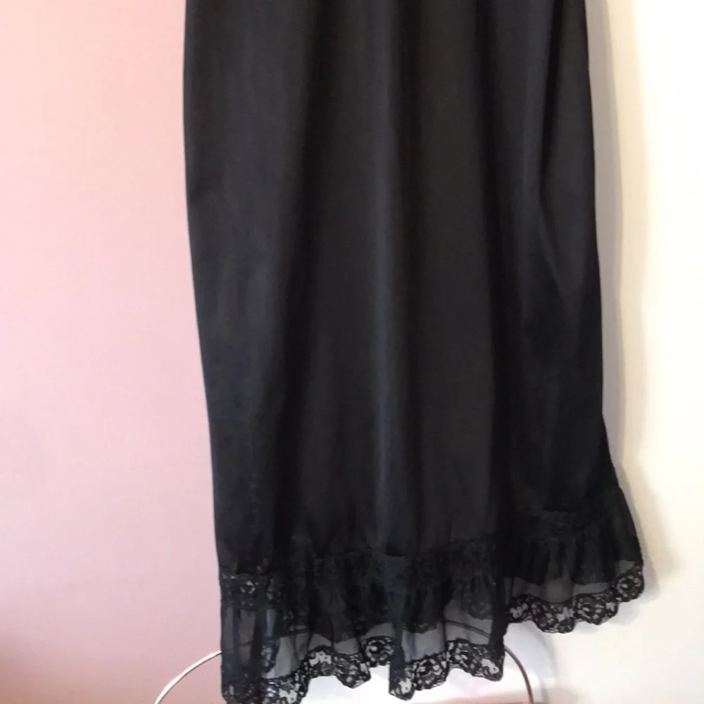 True Vintage 50’ Black Goth Sexy Magic Rare Girly Coquette Lace Tulle Vampire 36 - Picture 5 of 17